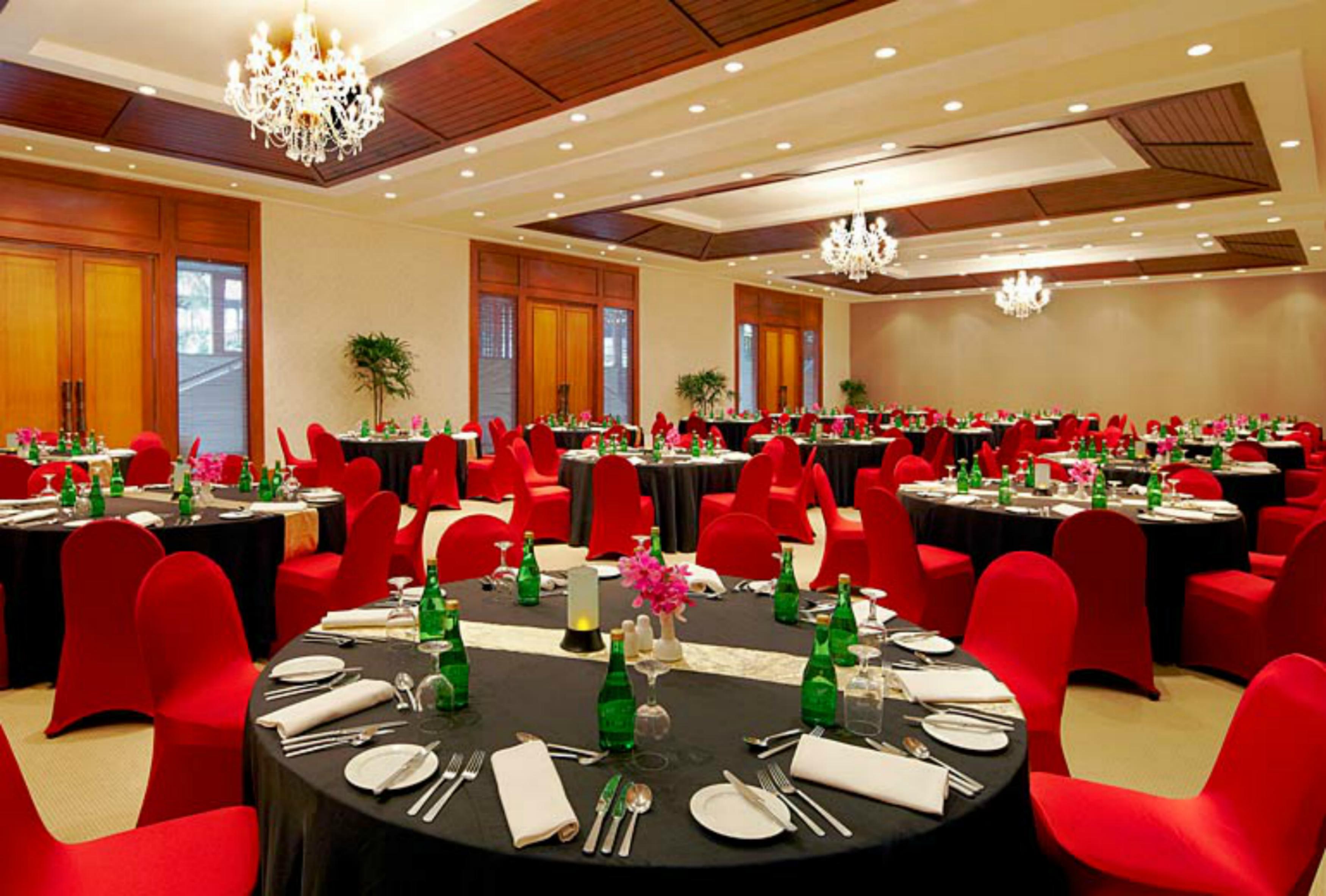 Sheraton Senggigi Beach Resort Mangsit Екстериор снимка