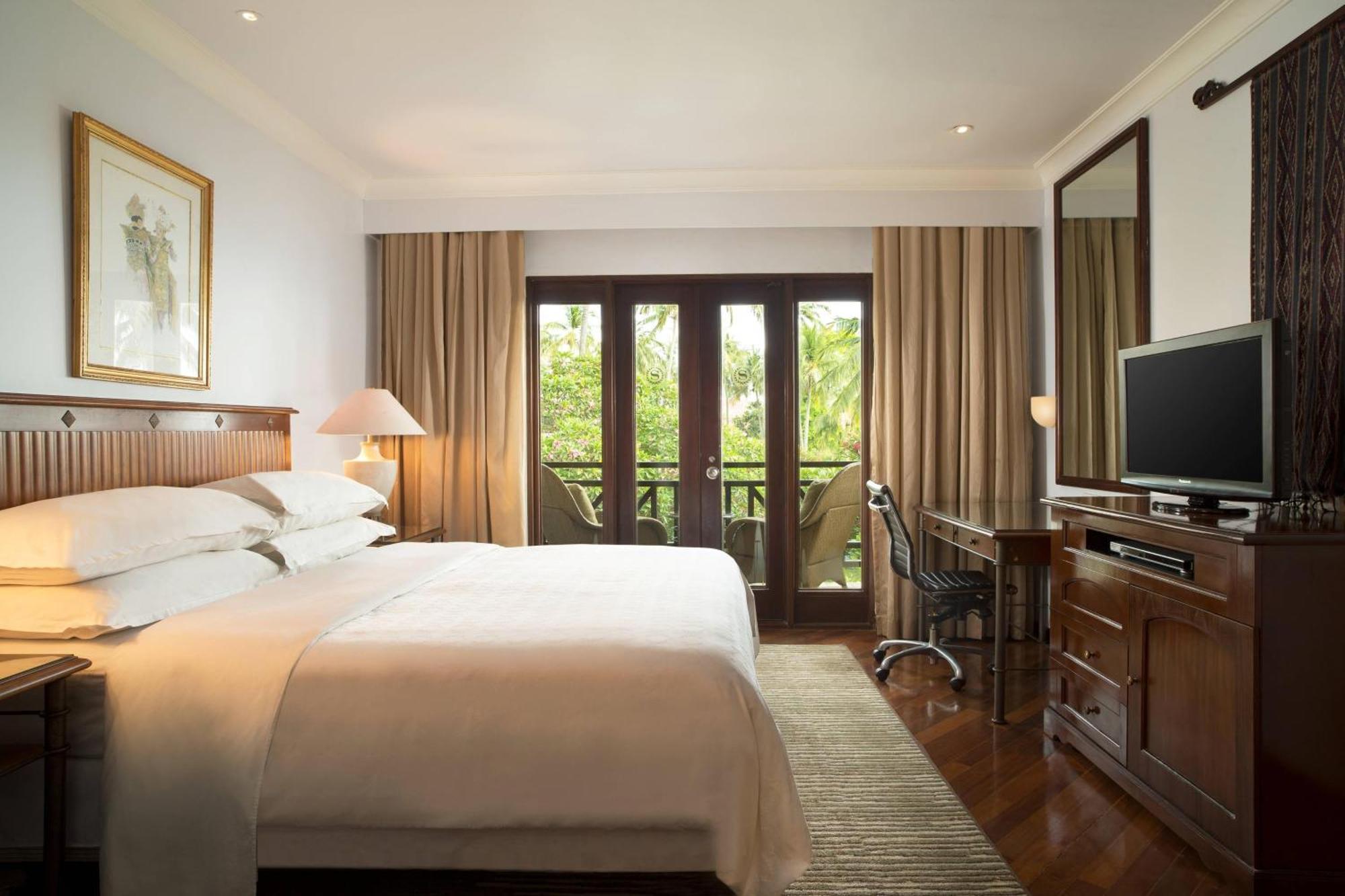 Sheraton Senggigi Beach Resort Mangsit Екстериор снимка