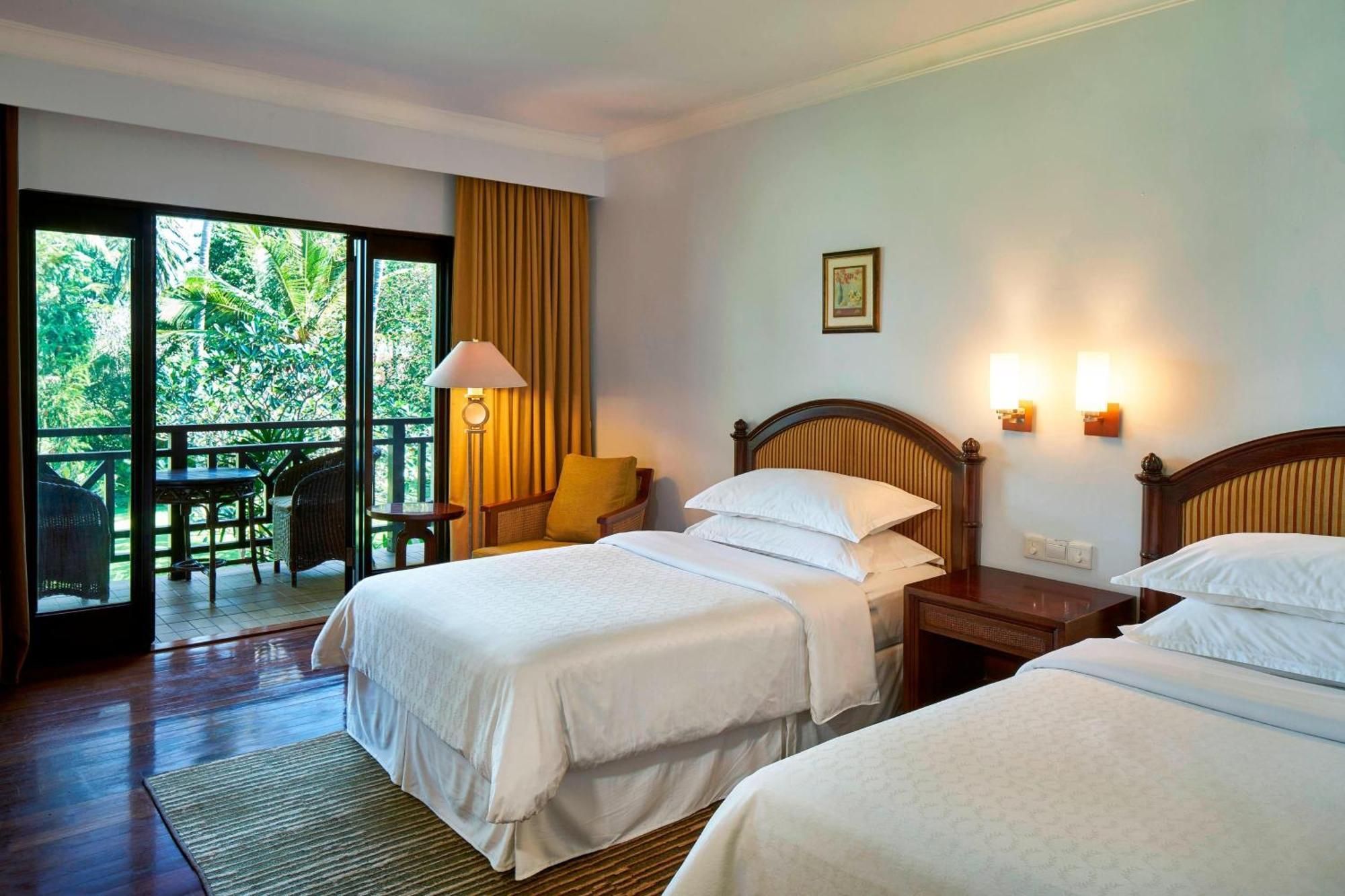 Sheraton Senggigi Beach Resort Mangsit Екстериор снимка